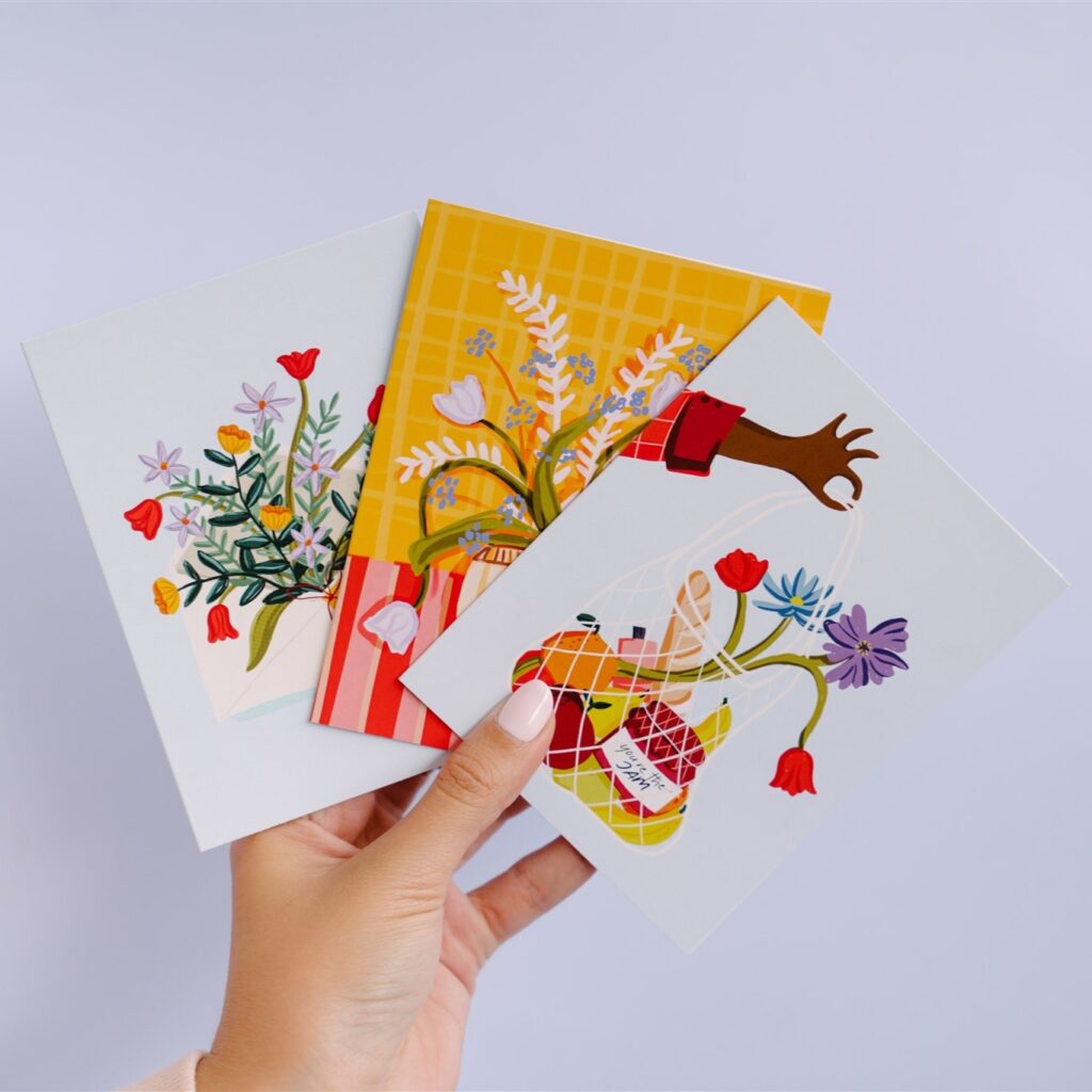 Handwritten Petal & Post gift card ready to send with flowers